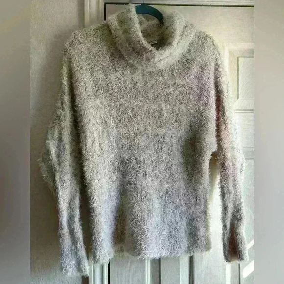 American rag sweater, soft and fuzzy, multicolor threads - Picture 1 of 4